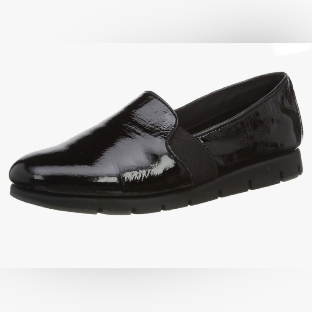 Hotter black patent leather loafers!!